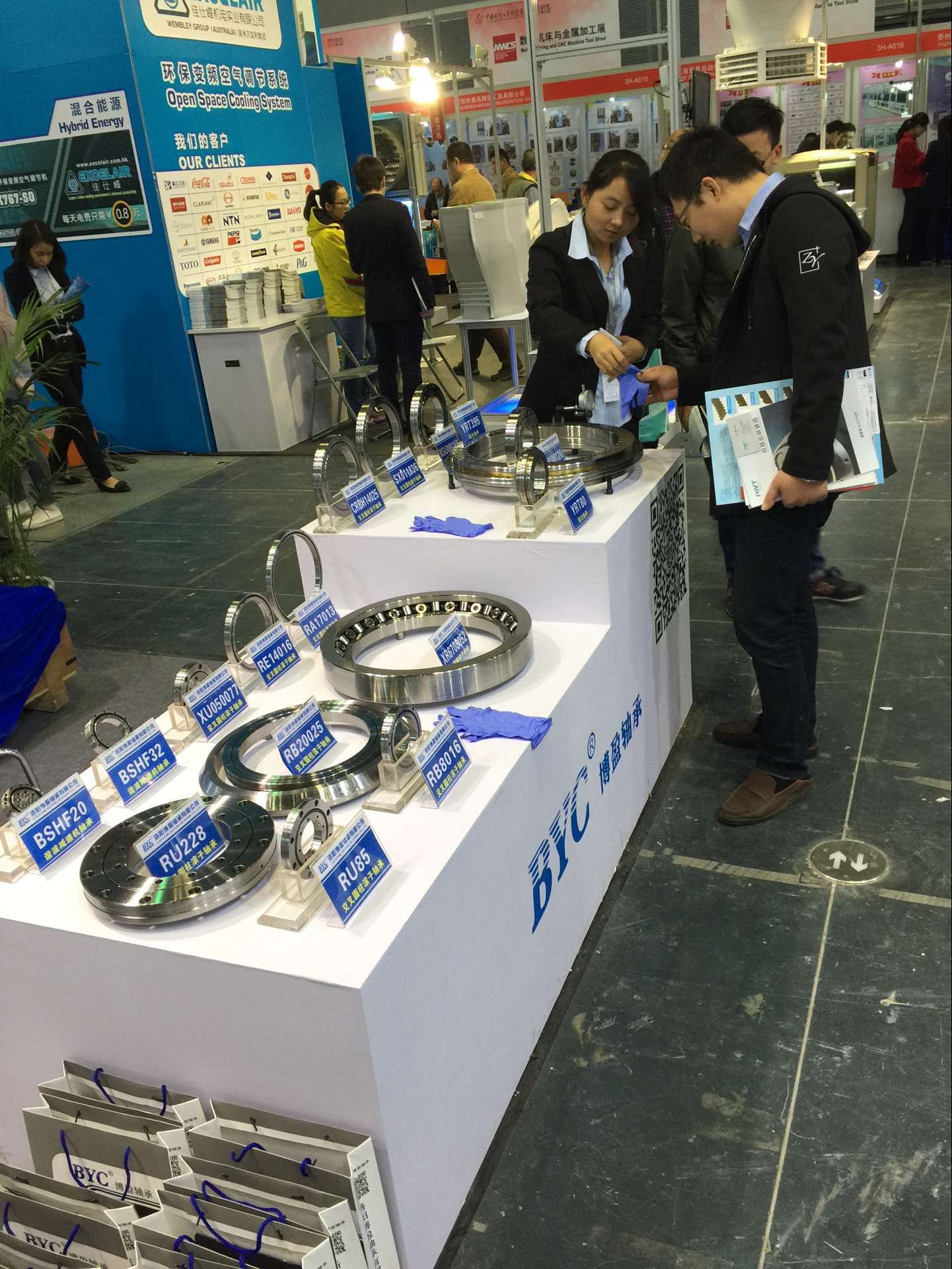 交叉滾子軸承 交叉滾子軸承