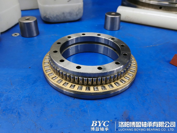 1628818594892402.jpg 交叉滾子軸承用途.jpg