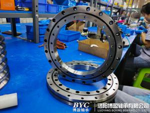 交叉滾子軸承常見問題和解決方法